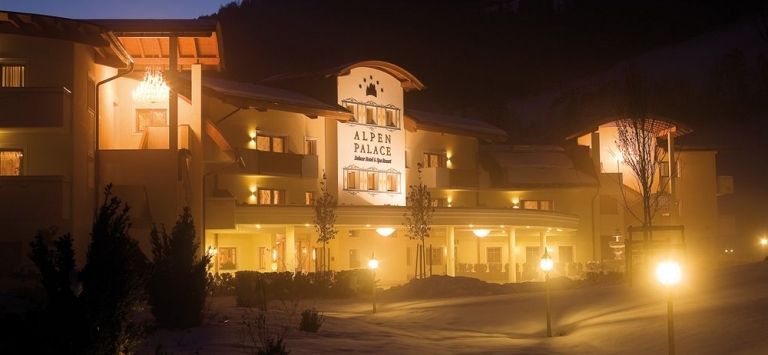 Alpenpalace Luxury Hideaway & Spa Retreat