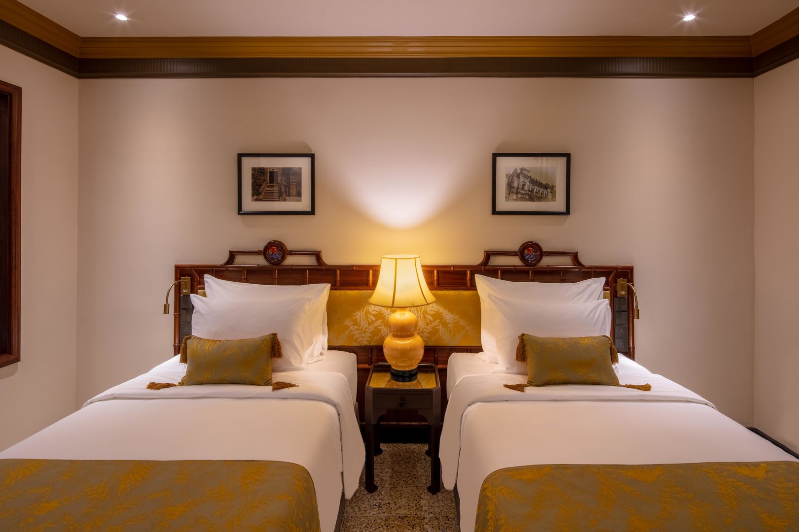 Silk Path Grand Hue Hotel