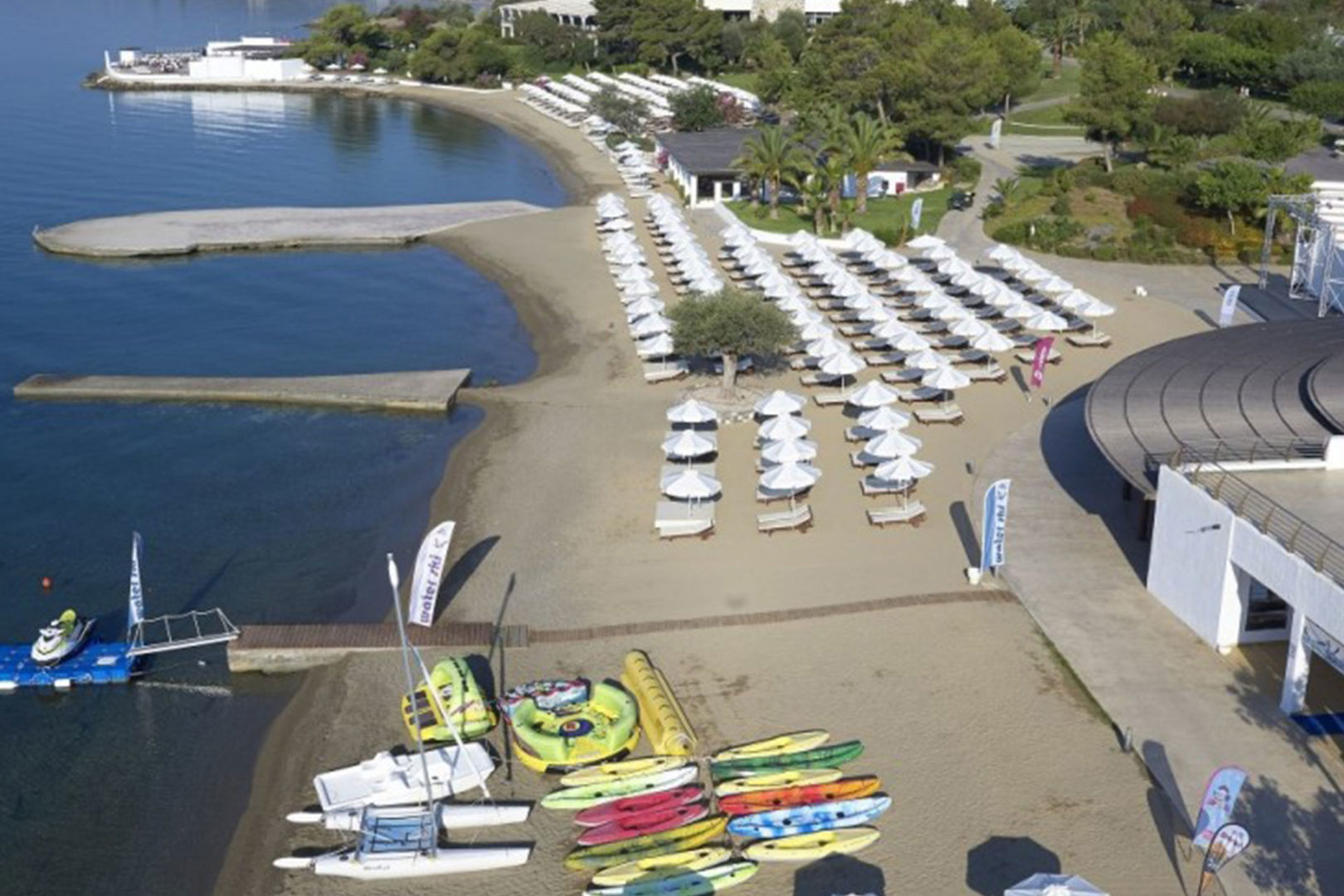 Hydra Beach Resort