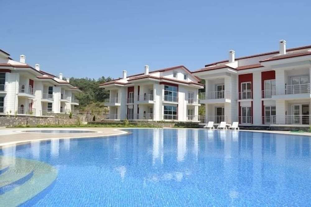 Foca Park Apartments