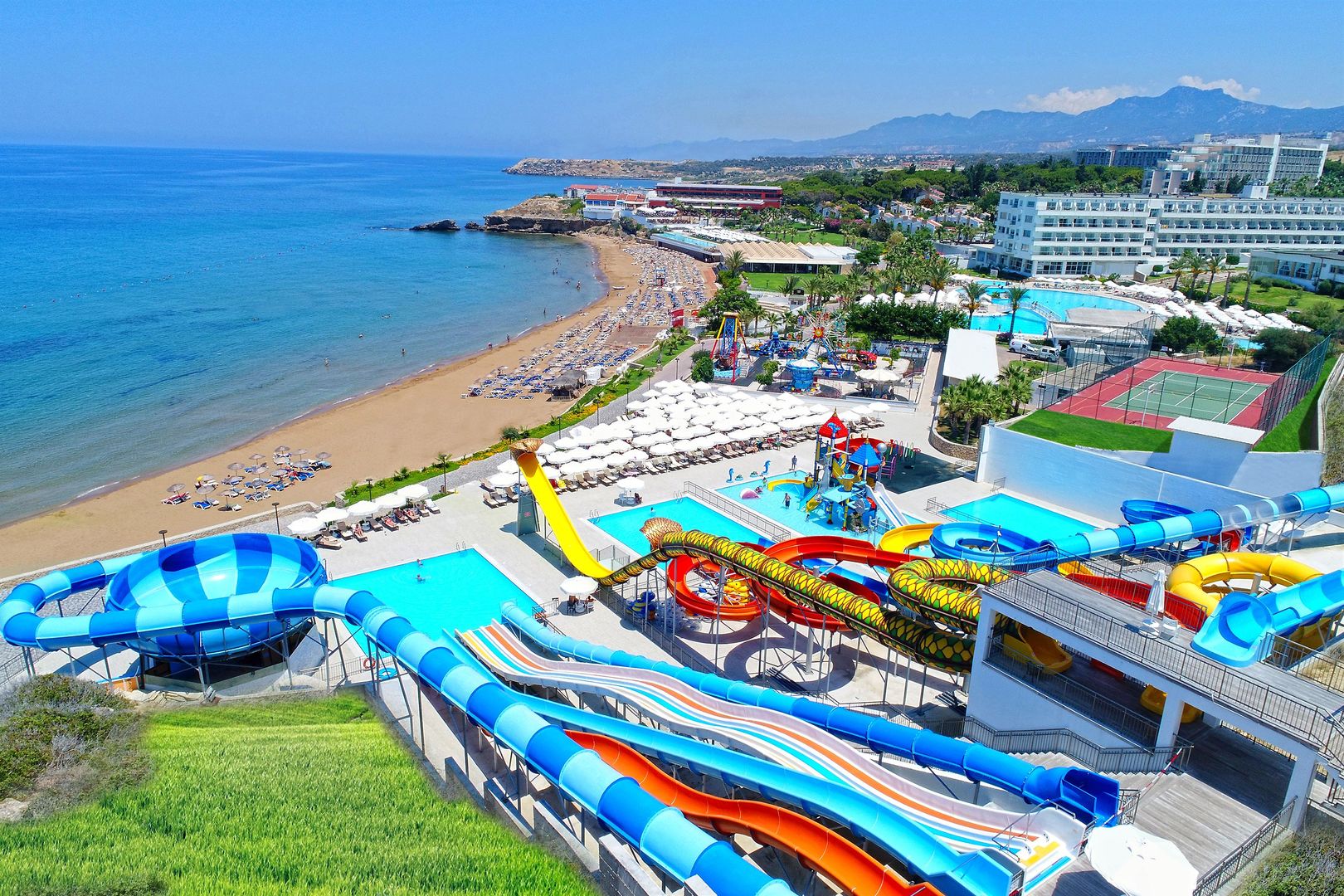 Acapulco Resort Convention SPA Casino Sports Hotel