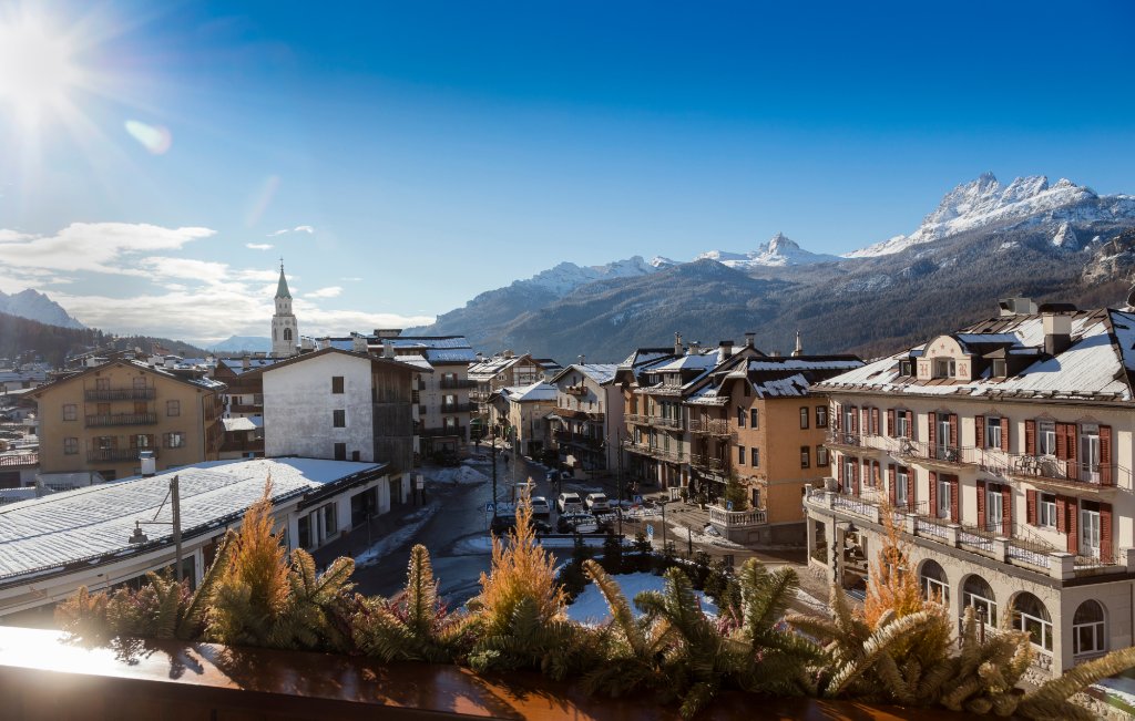 Hotel Bellevue Cortina