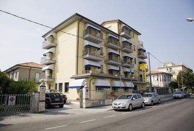 Fortunella