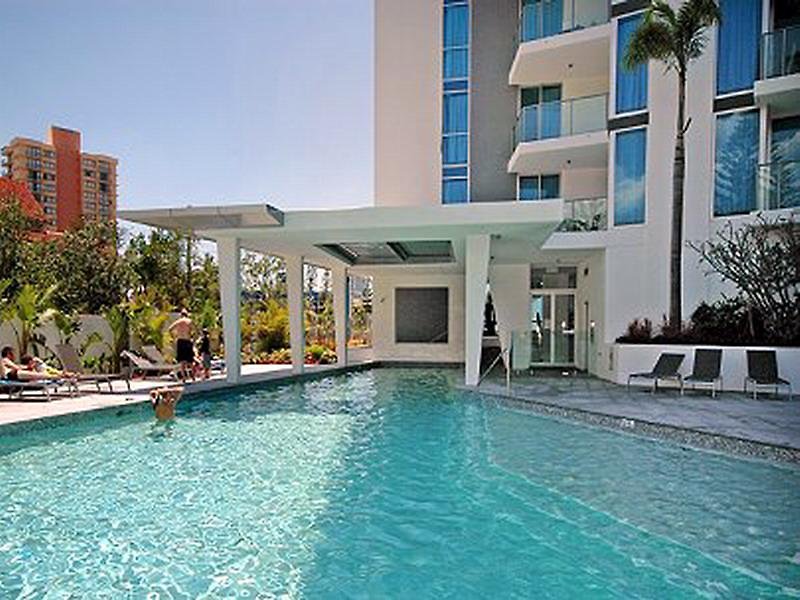 Artique Resort Surfers Paradise