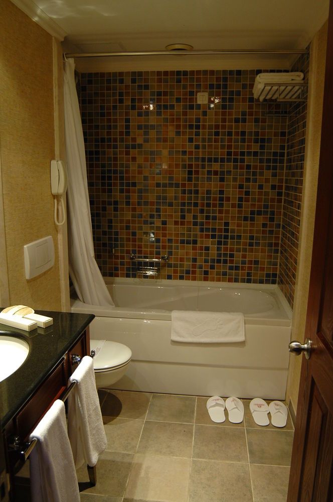 Hotel Intourist Palace