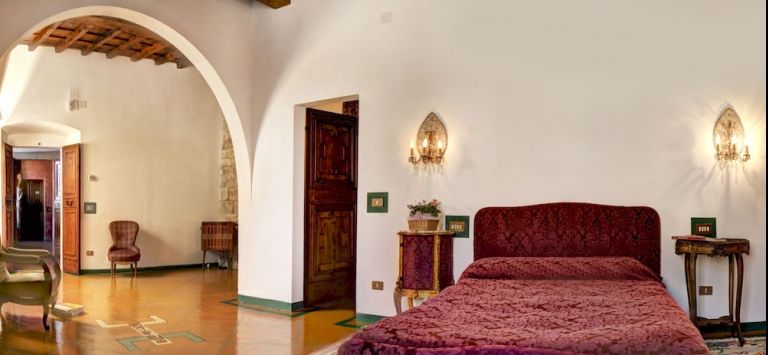 Castello Vertine Bed & Breakfast