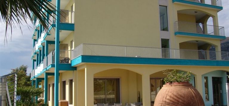 Meridian Hotel