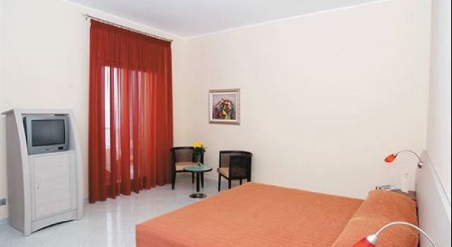 Meridian Hotel