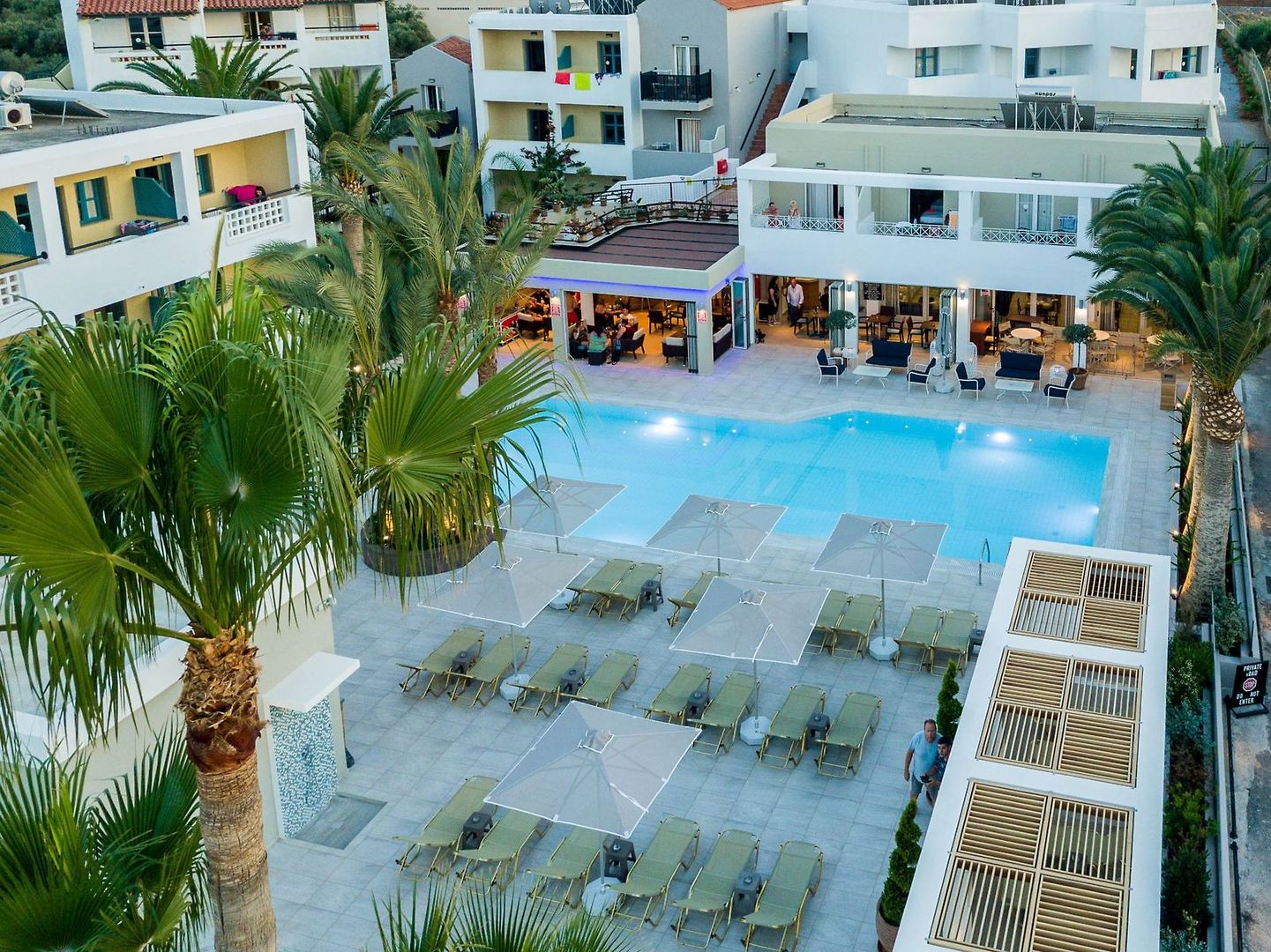 Dedalos Hotel