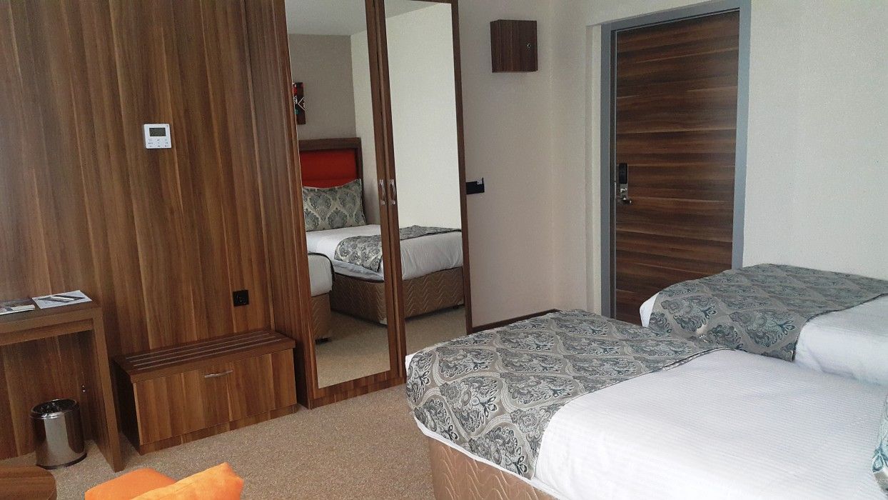 Sky Tower Hotel