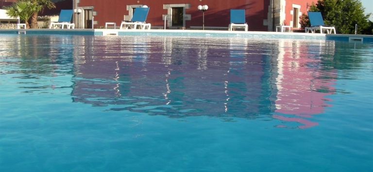 Domus Aurea Resort
