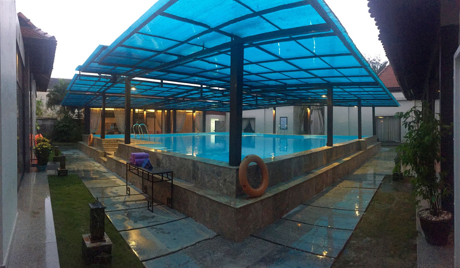 Lapochine Beach Resort