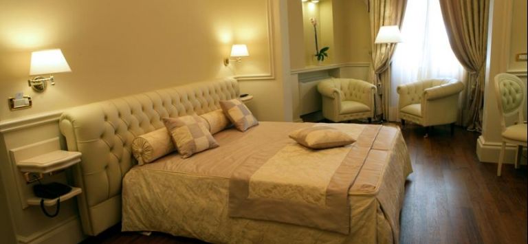Santa Chiara Suite