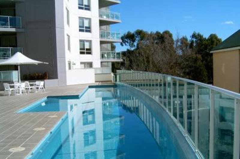 Pacific Suites Canberra