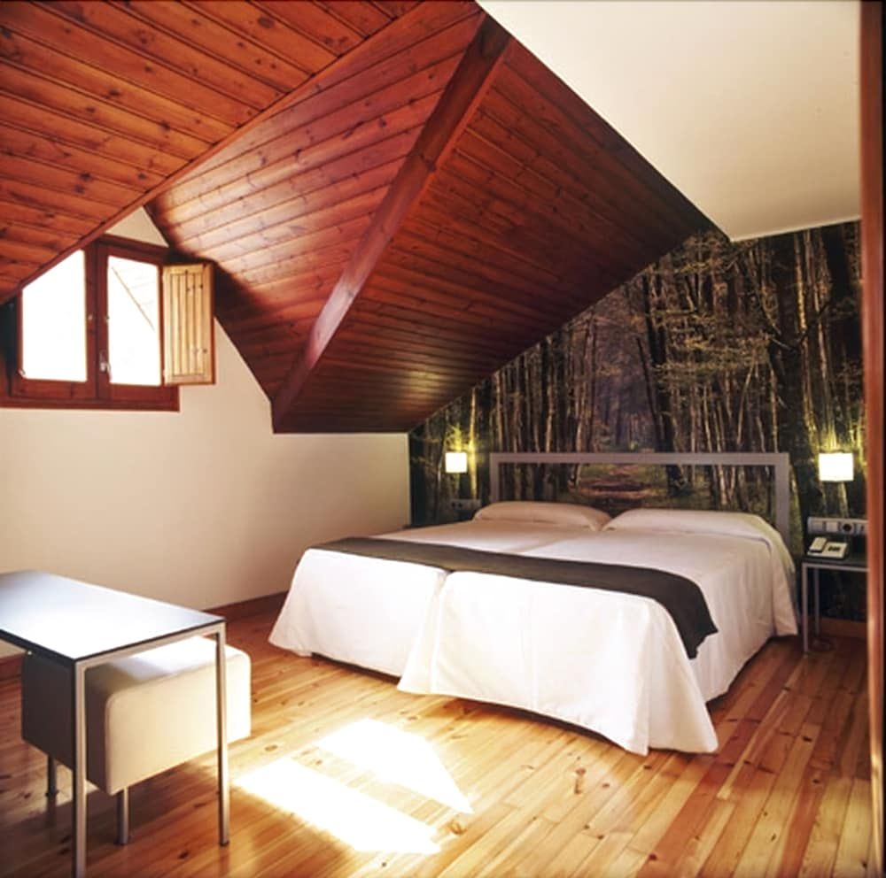 Apartamentos Hotel Pessets & Spa