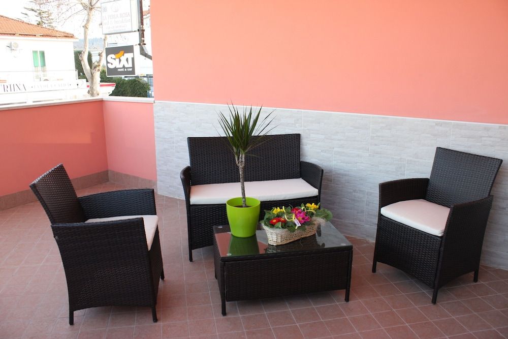 Bed & Breakfast La Perla Rosa