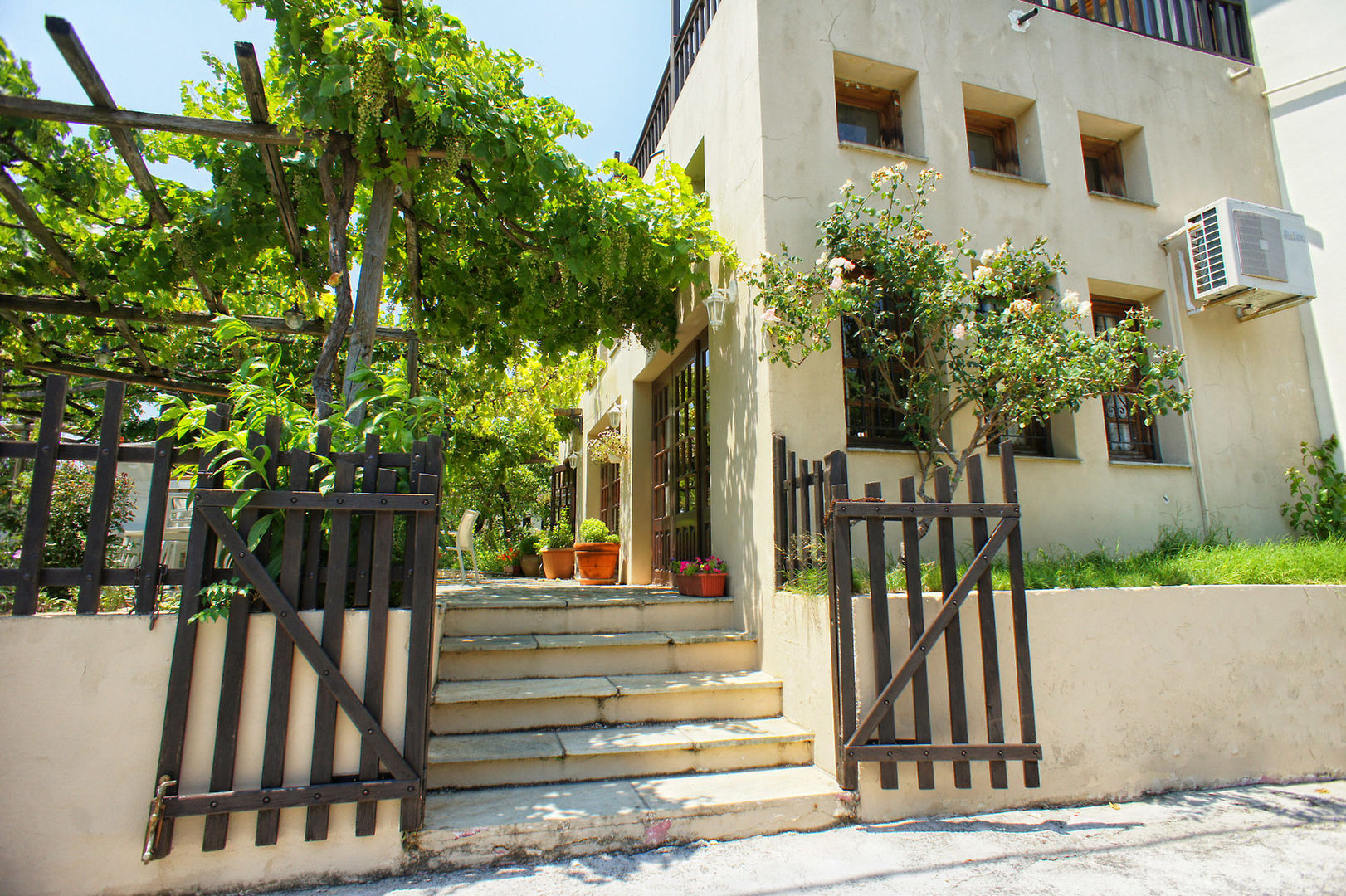 Saily Beach Hotel