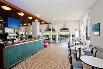 Marina Palace Hotel