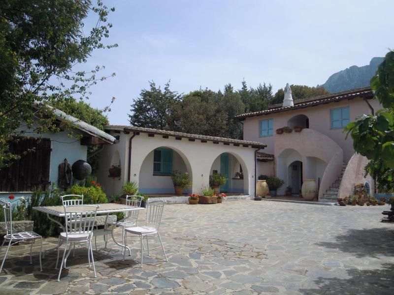 Agriturimo Camisadu di Fele Graziella