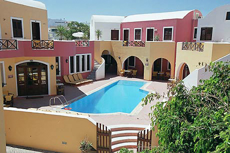 Nikolas Hotel & Spa