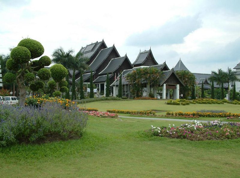 Kahavadi Chiang Rai, Curio Collection by Hilton