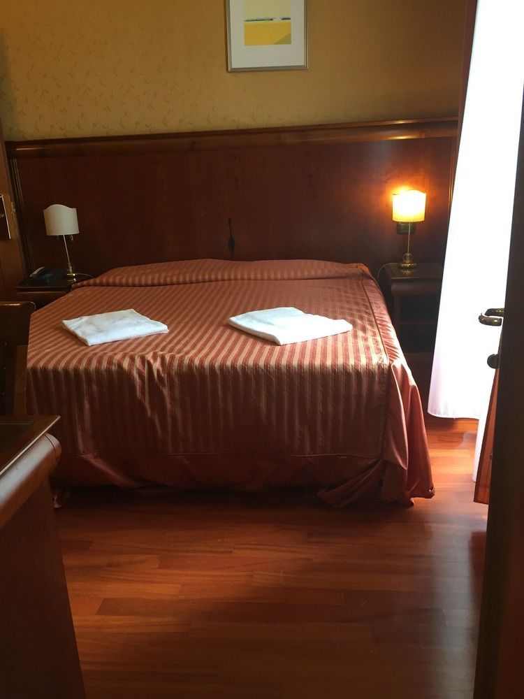 Lam Guest House