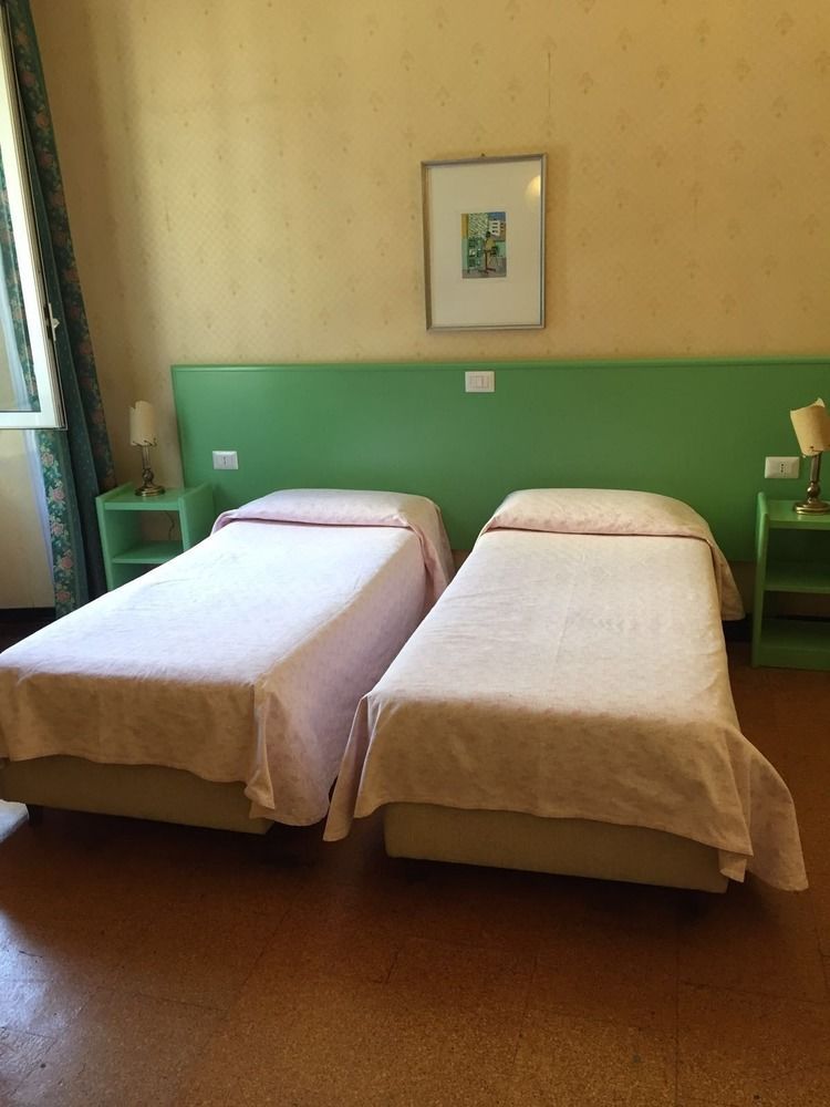 Lam Guest House