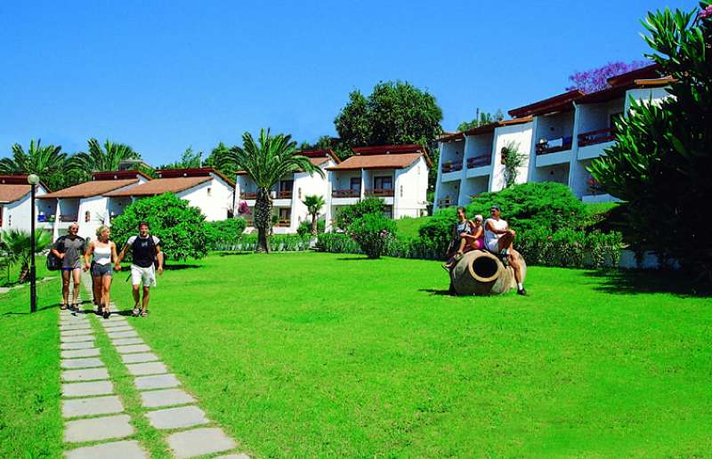 Horus Paradise Luxury Resort