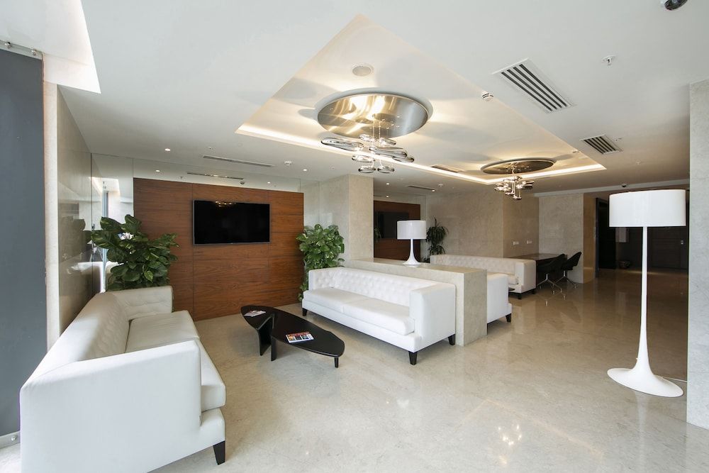 Alliance Palace