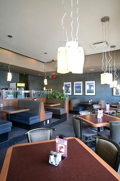 Sandman Hotel & Suites Calgary West