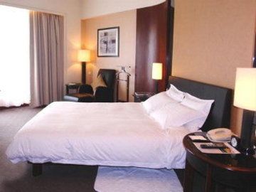 Parklane Hotel
