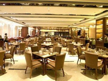 Parklane Hotel