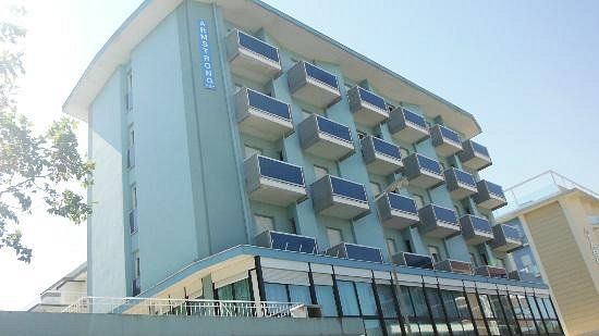 Hotel Armstrong