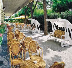 Coast Hotel & Spa