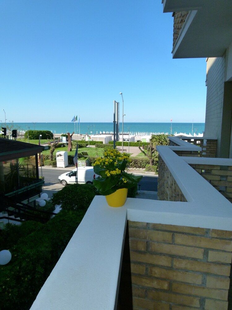 Hotel Paradise