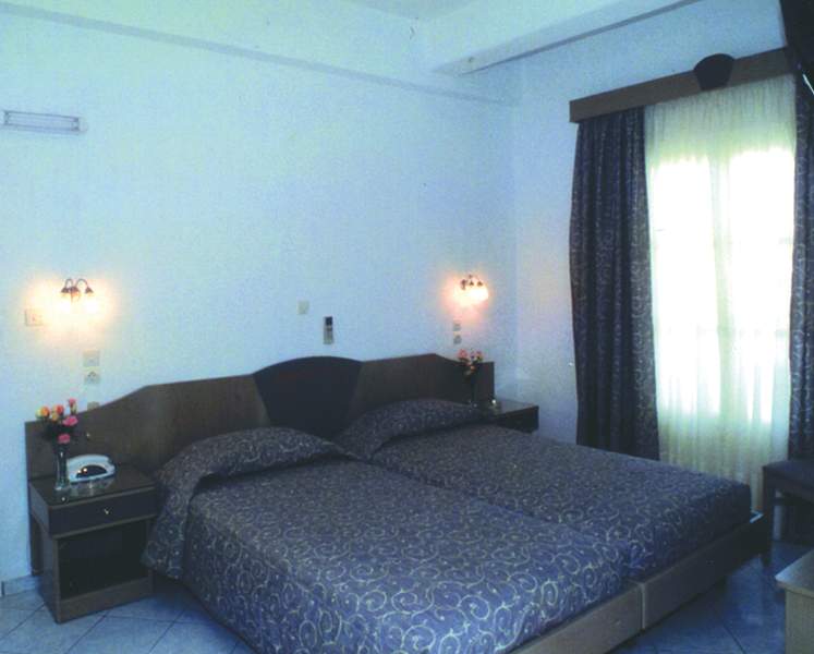 Damianos Hotel