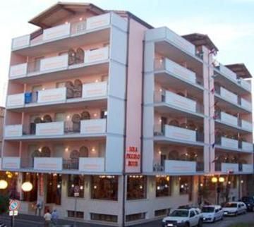 Lola Piccolo Hotel