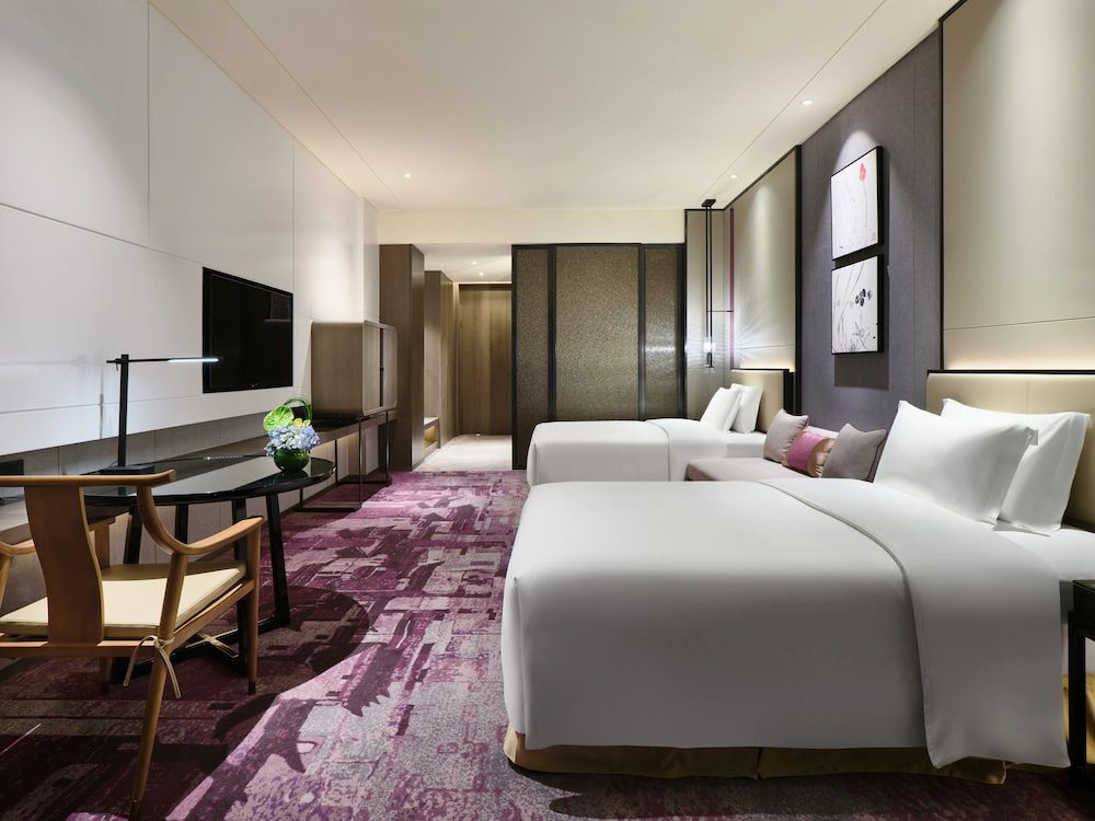 Crowne Plaza Wuxi Lake View