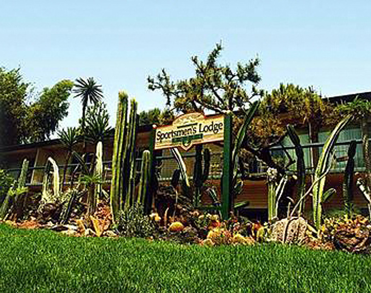 Sportsmen's Lodge