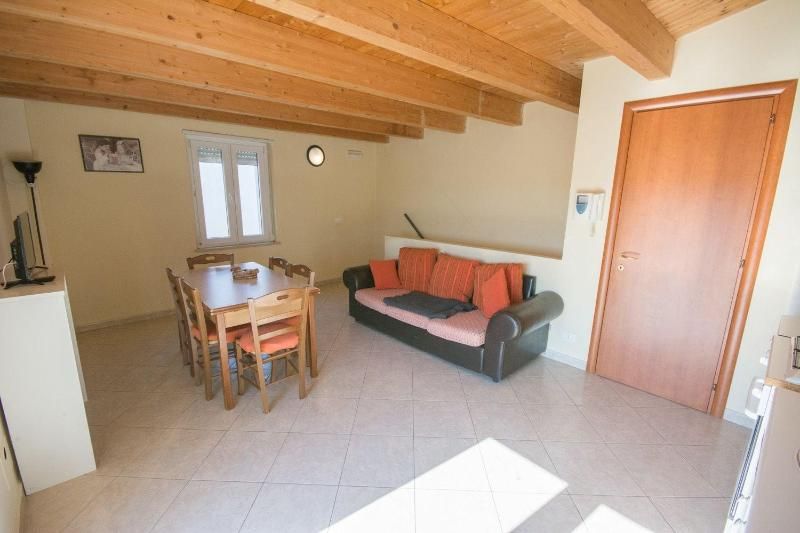 Suite & Apartment