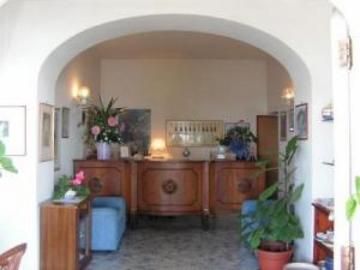 Hotel Open Gate
