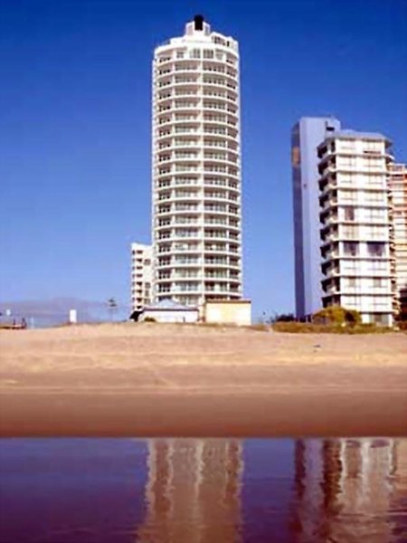 Pacific Views Resort