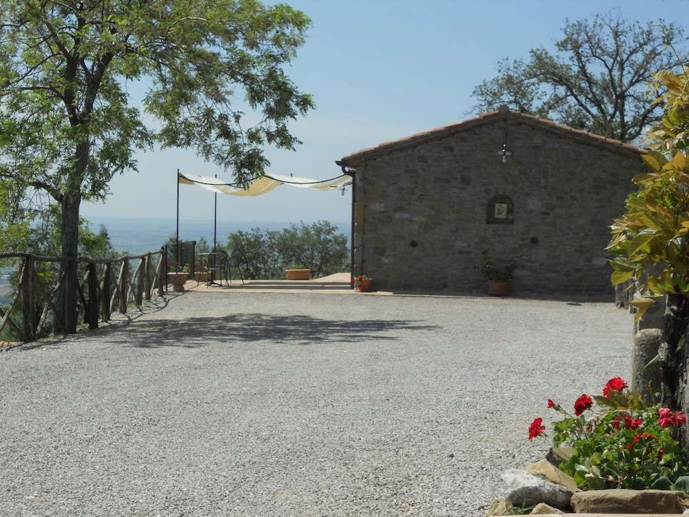 Casale Della Torre