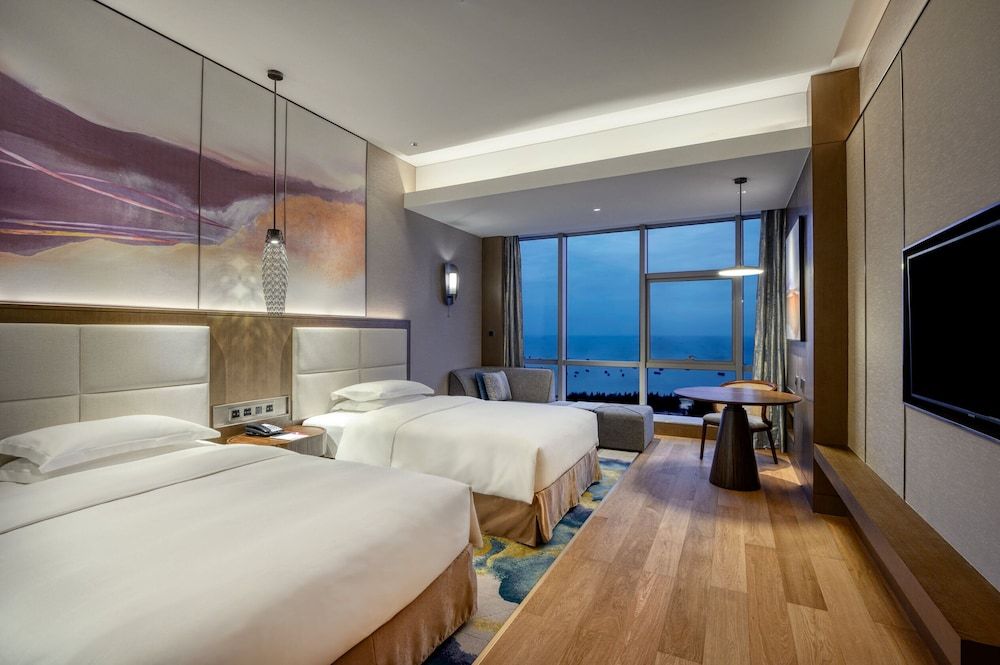 Crowne Plaza Beihai Silver Beach
