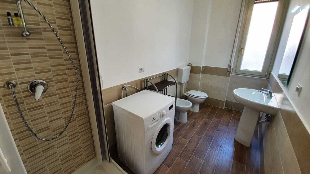 B&B Enselude