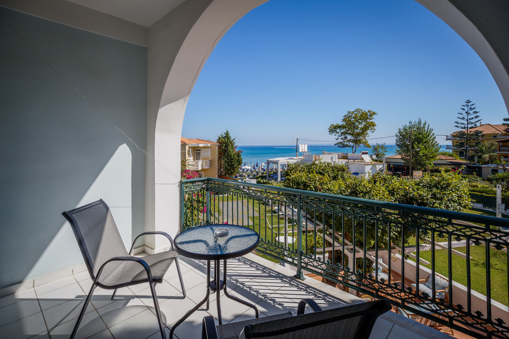 Paradise Hotel