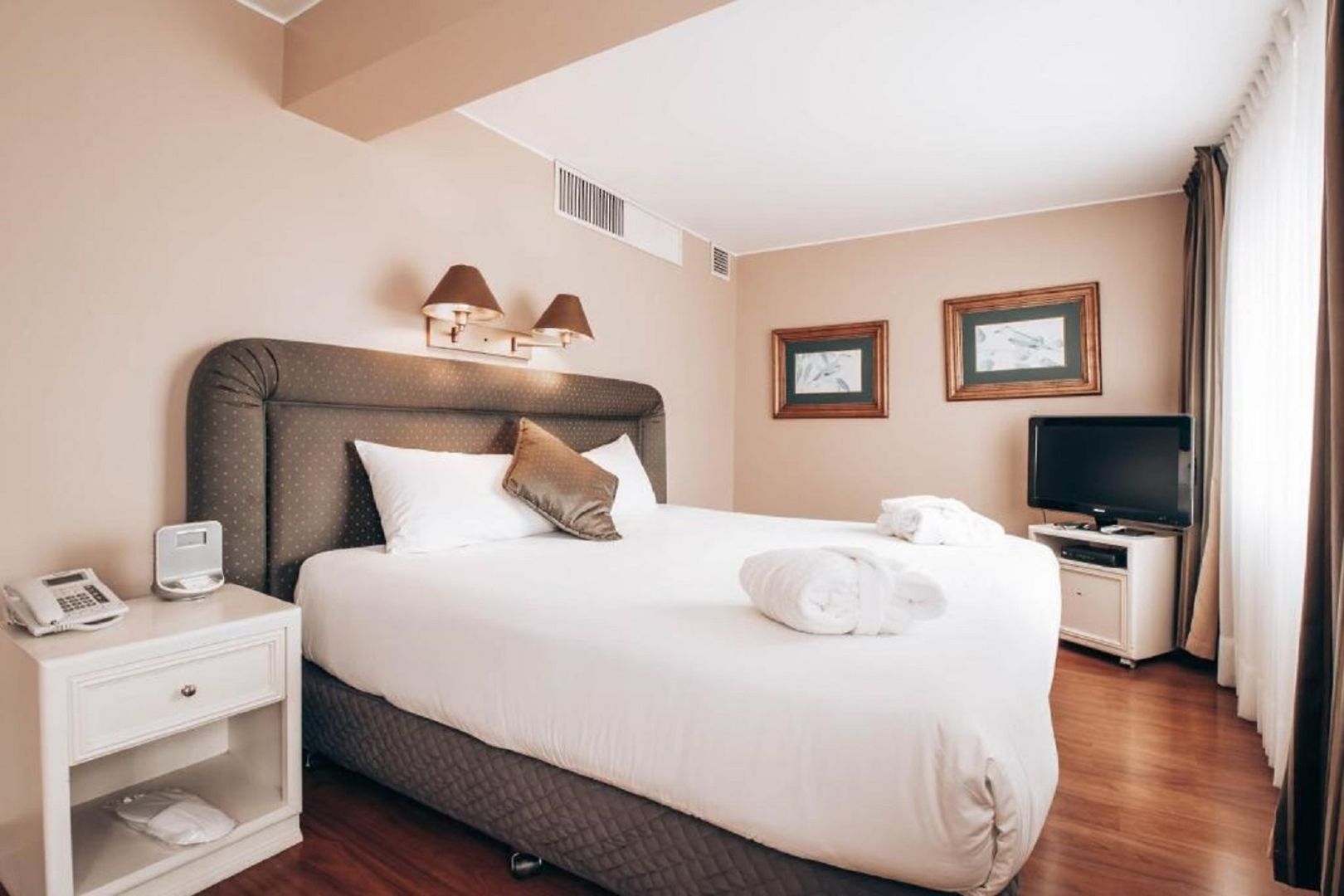Suites Del Bosque