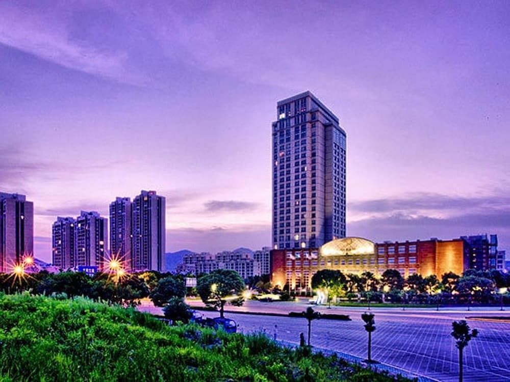 Xiangshan Harbor International Hotel