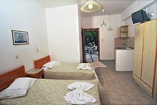 Cyclades Hotel & Studios