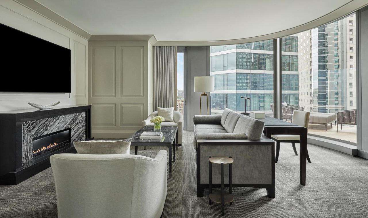 Four Seasons Hotel One Dalton Street Boston